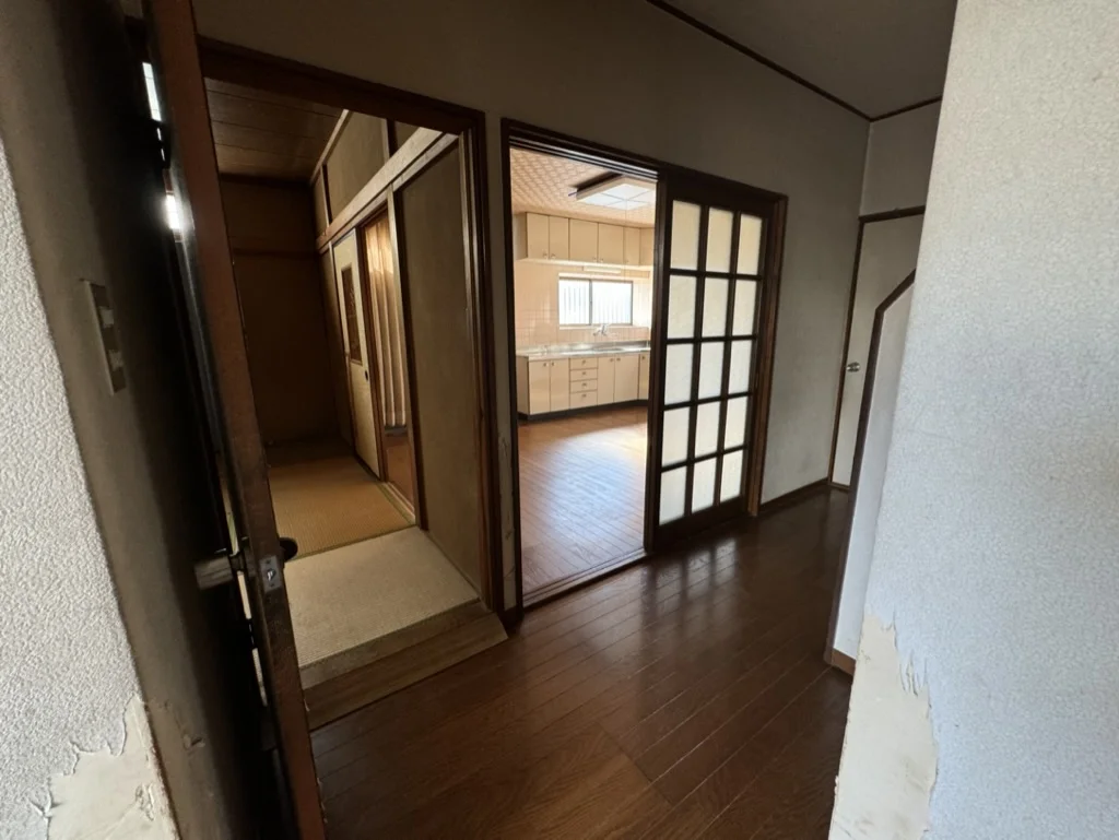 ドア建具交換 Before